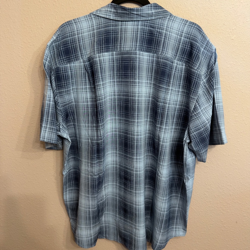 Orvis Mens XL Blue Plaid Short Sleeve Button Down Shirt Polyester NWT - Picture 2 of 7